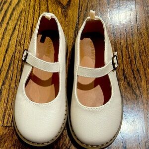 Mary Jane lug sole shoes